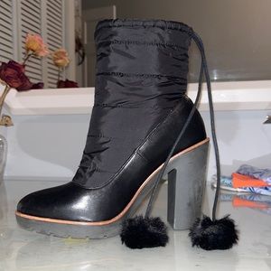 Kate spade black puffer boots size 7